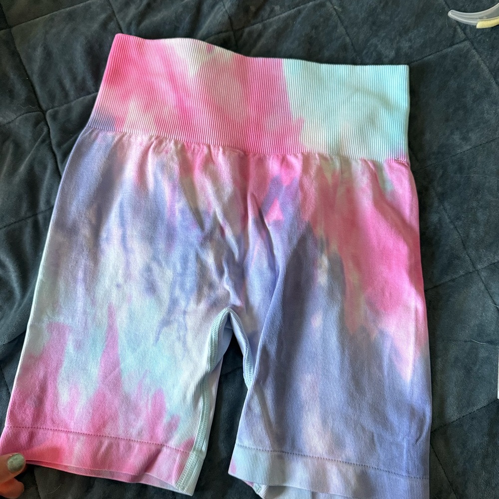 scrunch shorts